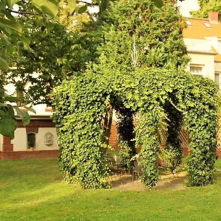 Ferienhaus Kutscherhaus Casa Chabeli - Berlin, Max 11 Personen Vakantiehuis *