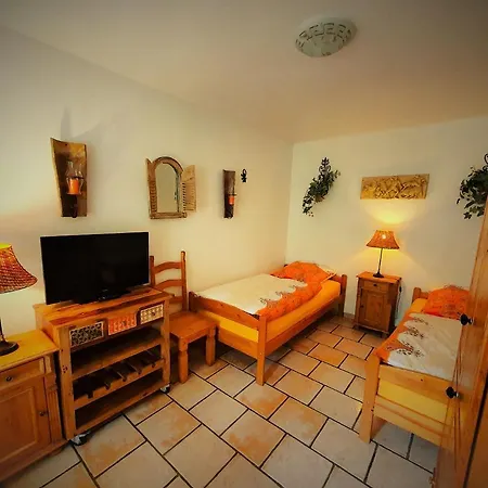 Vakantiehuis Ferienhaus Kutscherhaus Casa Chabeli - Berlin, Max 11 Personen *