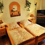 Ferienhaus Kutscherhaus Casa Chabeli - Berlin, Max 11 Personen *