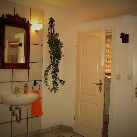 Hébergement de vacances Ferienhaus Kutscherhaus Casa Chabeli - Berlin, Max 11 Personen *