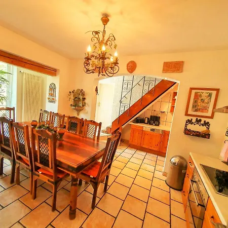 Ferienhaus Kutscherhaus Casa Chabeli - Berlin, Max 11 Personen Ferienhaus
