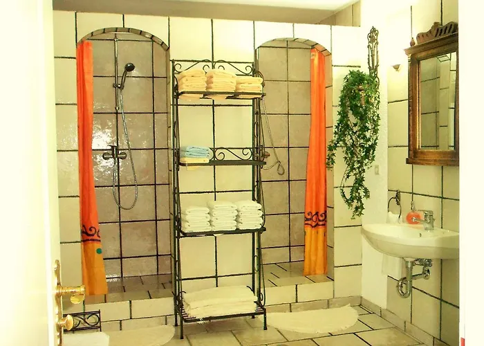 Ferienhaus Kutscherhaus Casa Chabeli - Berlin, Max 11 Personen