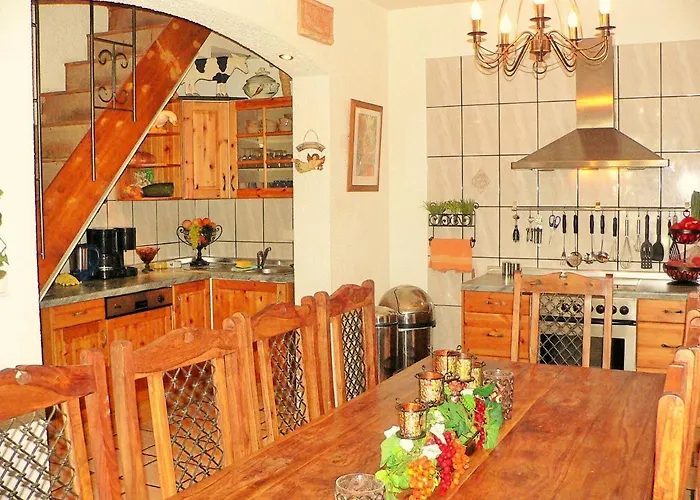 Tatil Evi Ferienhaus Kutscherhaus Casa Chabeli - Berlin, Max 11 Personen Berlin