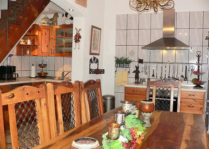 Tatil Evi Ferienhaus Kutscherhaus Casa Chabeli - Berlin, Max 11 Personen