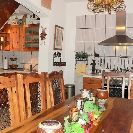 Vakantiehuis Ferienhaus Kutscherhaus Casa Chabeli - Berlin, Max 11 Personen